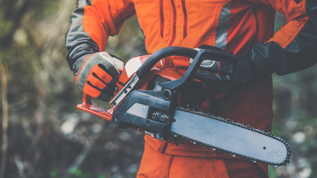 3 Keys to Choosing the Best Chainsaw Accessories