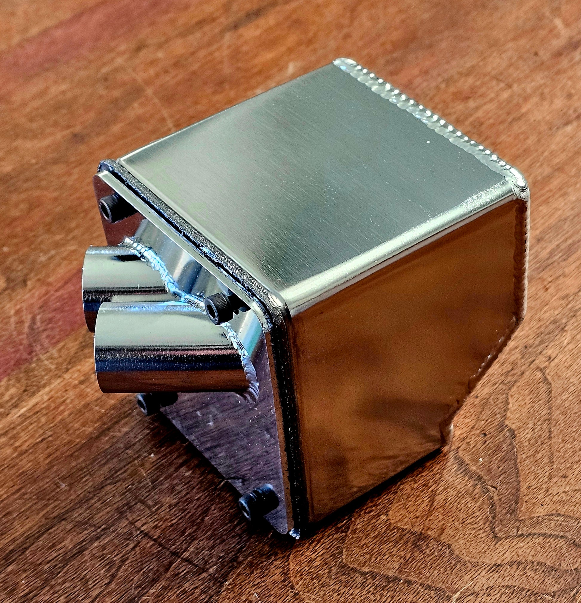 983021_5 983021_5