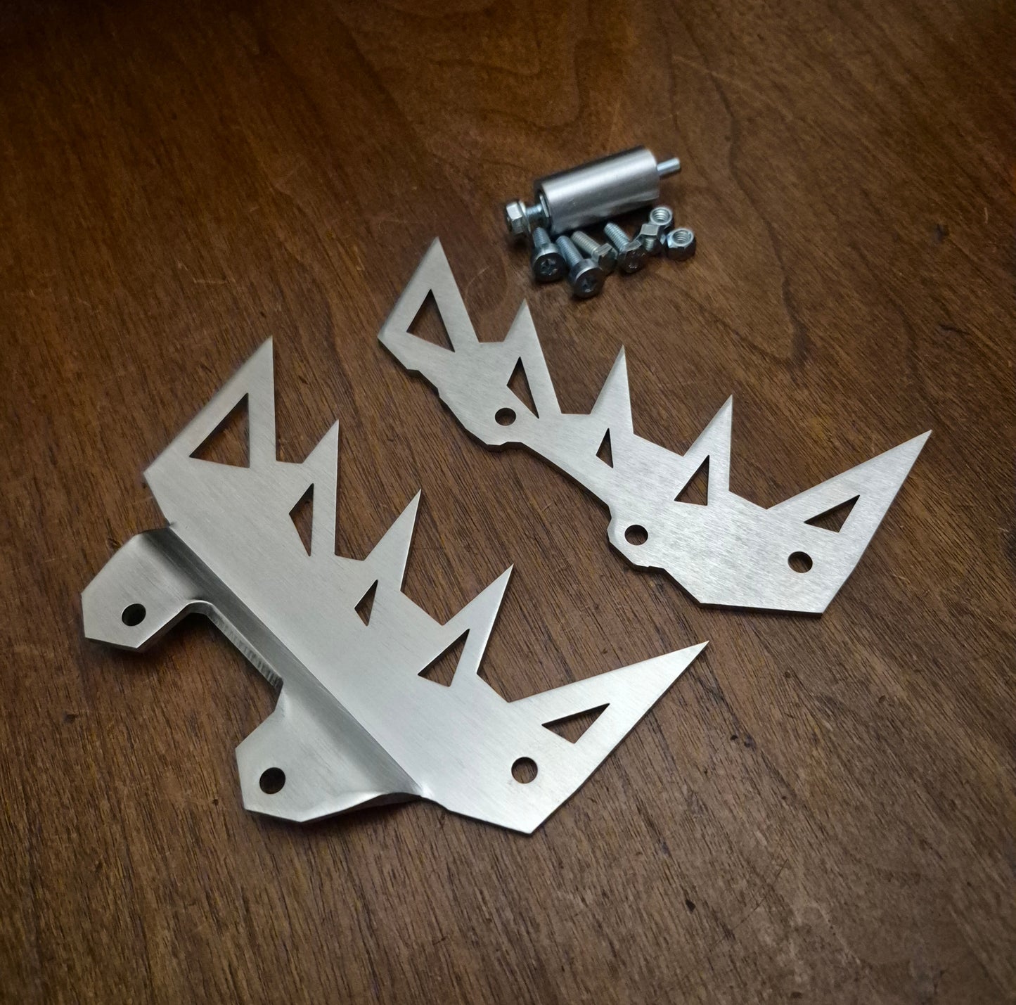 550XP (545) HUSQVARNA ARCTIC SPIKE + HARDWARE SET
