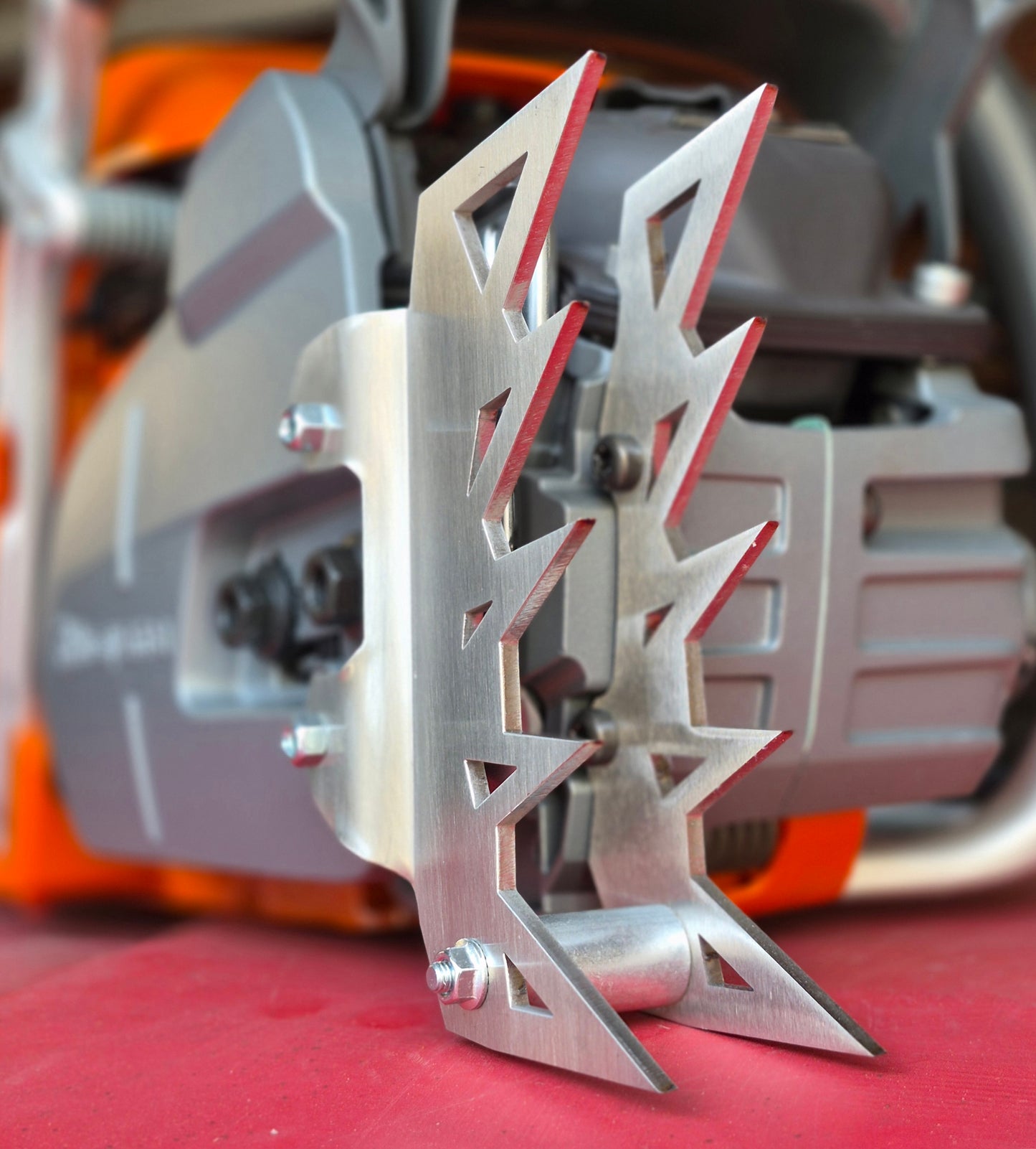 550XP (545) HUSQVARNA ARCTIC SPIKE + HARDWARE SET